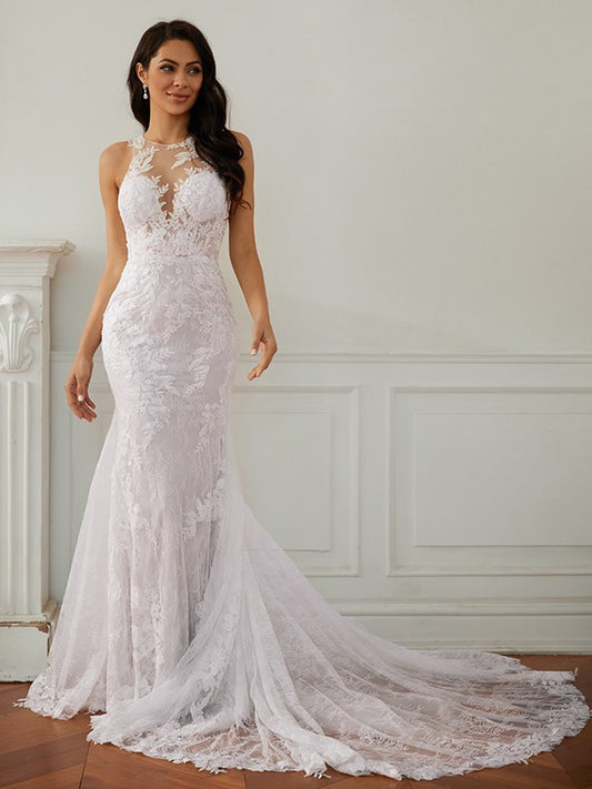 Lace Scoop Sleeveless Court Train Wedding Dress